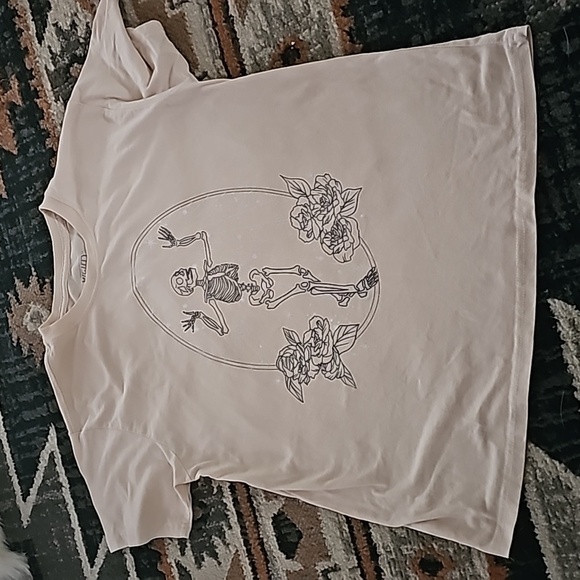 Floral Skeleton & Raining Stars Graphic Tshirt - Picture 2 of 2